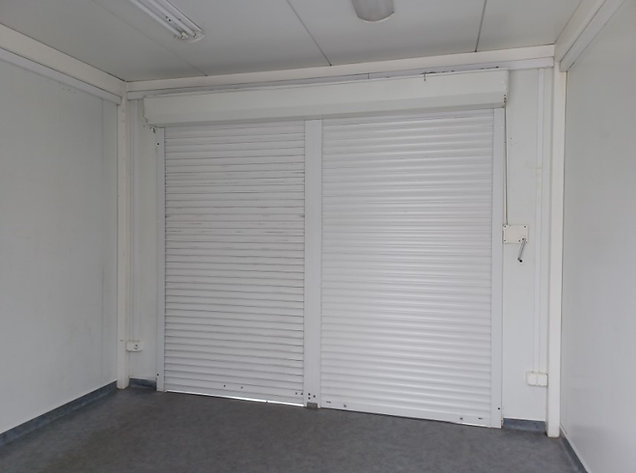 Contenedor Bar 3,5 × 3,03 m – Persiana Frontal & Puerta Trasera, Listo para Servir – Contenedores AGRICOLA ESVA (foto 5)