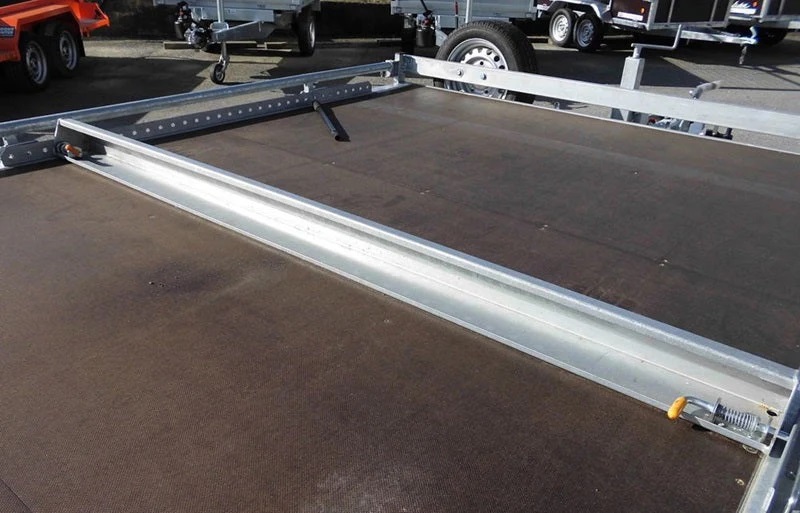 Remolque de plataforma LIDER con ruedas debajo – PTAC: 3500 kg – 2 ejes con freno – 506 x 215 cm – AGRICOLA ESVA (imagen 6)